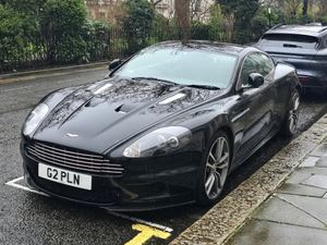 Aston Martin DBS V12