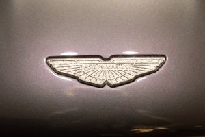 Aston Martin DBS
