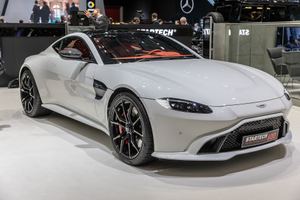 Aston Martin V8 Vantage